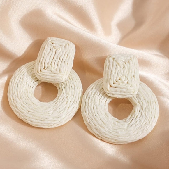 Natural Tan Raffia Rattan Earrings Wicker Door Knocker Chunky Summer Jewelry New - Picture 6 of 7